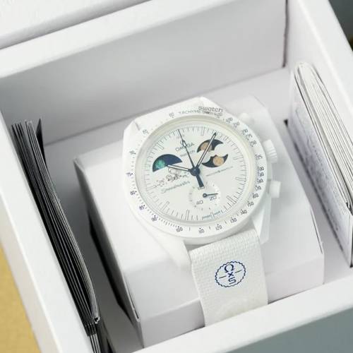 Omega x Swatch  MOONSHINE GOLD「Cold Moon」手錶