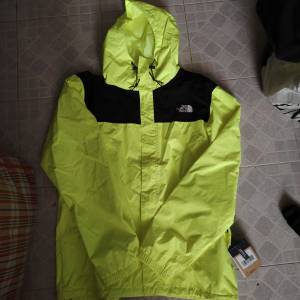 The north face wind jacket