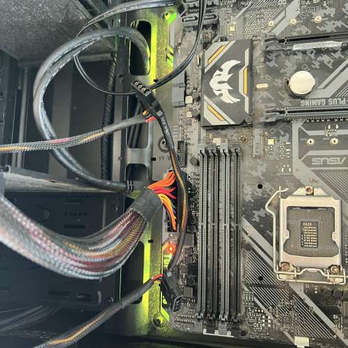 ASUS TUF B360M-PLUS GAMING ATX 電競主機板 +背板 (零件出售) 清屋出售 HK$100.00
