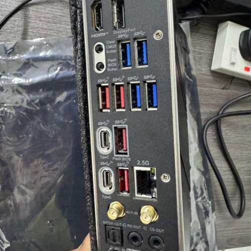 MSI MAG Z790 TOMAHAWK WIFI DDR5主機板 / 送雙塔CPU 散熱器