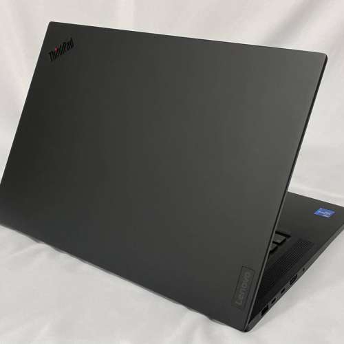 90% new - Lenovo Thinkpad P1 Gen4