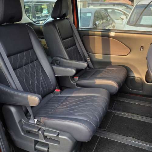 NISSAN SERENA E-POWER  HIGHWAY STAR V
