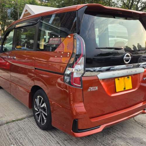 NISSAN SERENA E-POWER  HIGHWAY STAR V