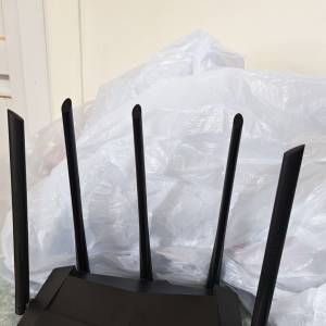 Tenda AC1200 路由器
