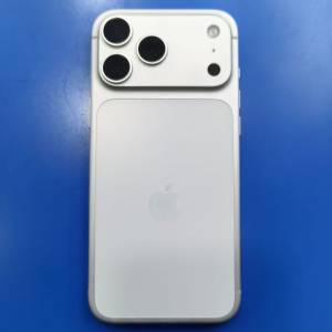 iPhone 17 Pro Max 256GB 香港行貨  銀色 淨機 9成9新 功能全正常 任驗 電池健康度...