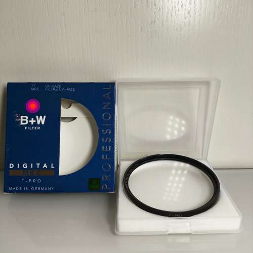 B+W 77mm F-Pro Digital MRC UV Haze