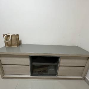 五呎趟門電視地櫃 TV cabinet