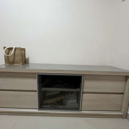 五呎趟門電視地櫃 TV cabinet