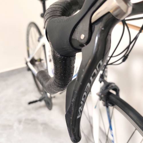 Giant 碳纖維公路車｜SHIMANO ULTEGRA 22速全套變速套件｜Mavic 超輕鋁拎｜碳纖維一...