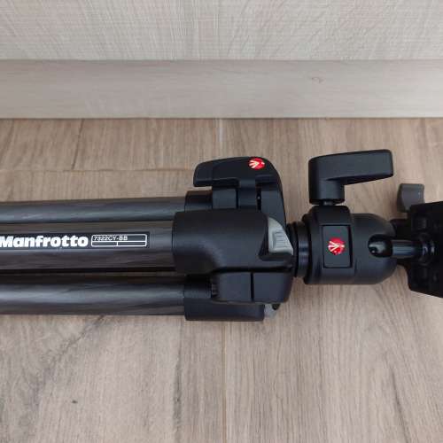 Manfrotto 7322CY 三腳架套裝 炭纖輕量之選