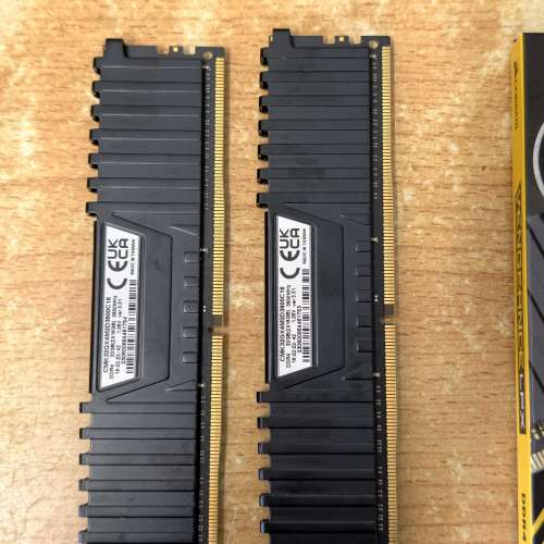 DDR4 3600hz 32Gb正常使用有盒