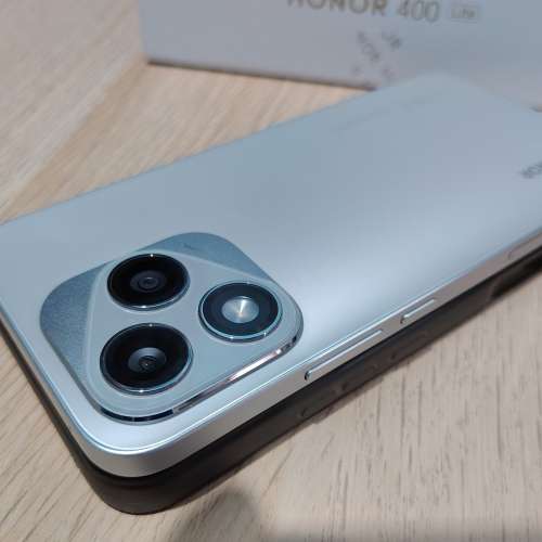 HONOR 400 Lite 5G 銀色 12+256 not redmi poco vivo