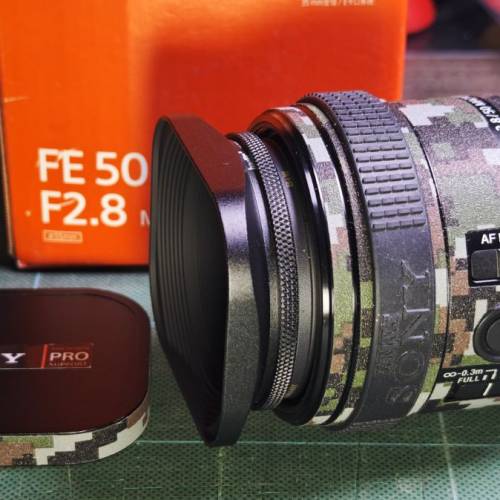 Sony FE50mm f/2.8Macro微距鏡一手行貨過保九成新單盒齊附B+W護鏡及金屬方形遮光罩
