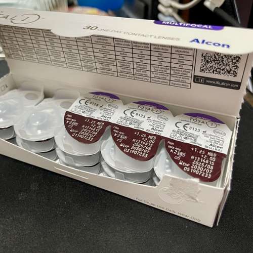 Alcon Dailies Total 1 Multifocal Contact Lenses 老花 隱形眼鏡 漸進