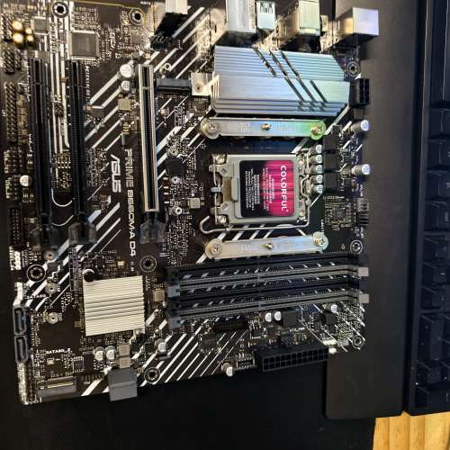 華碩B660M-A正常使用已更新bios，9新