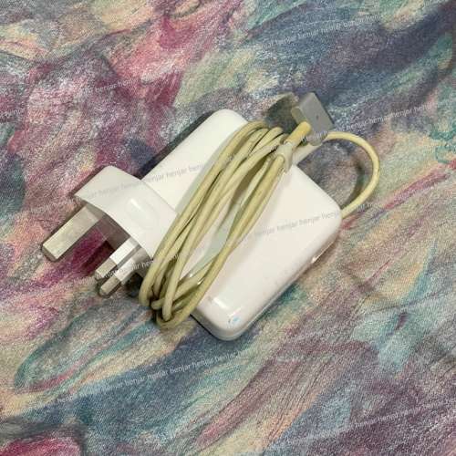 Apple MacBook Air 2015 i5 8GB Ram 128GB SSD Laptop Notebook 筆電 手提電腦