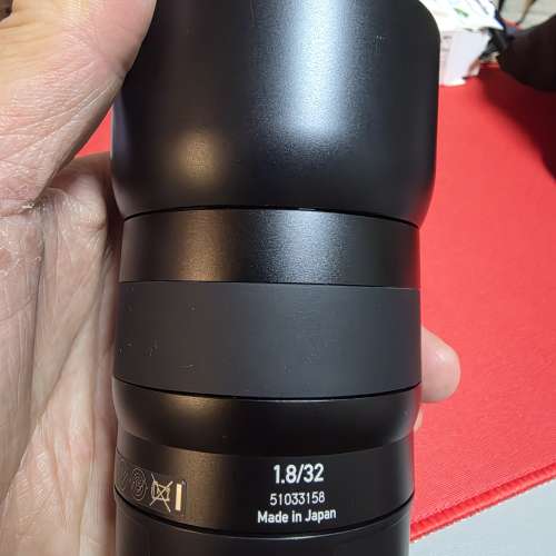 Zeiss Touit 1.8/32（32mm f/1.8）for Sony E-mount
