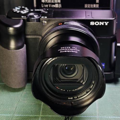 Sony RX100 VII M7九成九新100% work行貨過保原廠電池配件盒齊送五副電64GB卡兩手柄...
