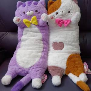 (只限將軍澳地鐵站)日版全新有牌抱抱我！大貓咪毛公仔~紫色＆白棕色款