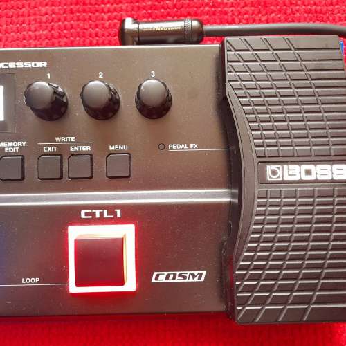 BOSS GT1 Multi-Effects 電結他綜合效果器 老牌皇者 極新