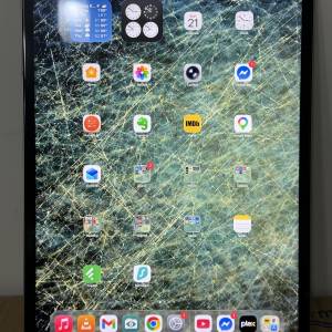 iPad Pro 6th gen M2 12.9 256 GB WiFi with Apple Magic Keyboard & ESR Shift Case