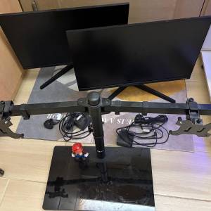 2 X Samsung 24吋 Mon + 雙Mon架