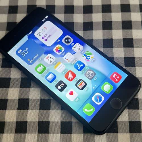 Apple iPhone SE2 128G 手提電話 鋼琴黑色 行貨 99%新 非常少用和新淨 全新一樣 操...