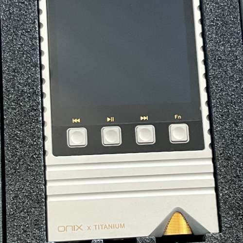Onix xm5 ti 限量鈦版