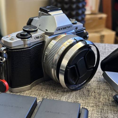 Olympus E-M5 MK1 + Panasonic 20mm f1.7 II