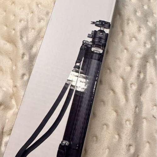 Leofoto LS-324C 碳纖維三腳架 + LH-40 雲台 + Strap-32LS 快拆肩帶全套全新