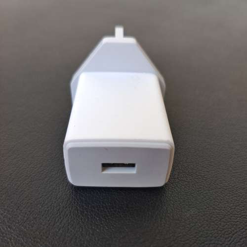 港版 英規 OPPO AK931JH 5V 1A USB-A 充電器 (跟一條 USB-A to USB-C 線)