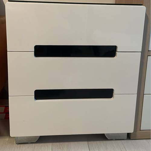 床頭櫃 Bedside Cabinet