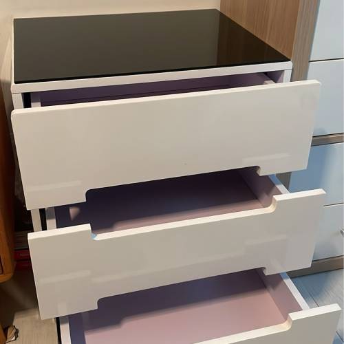 床頭櫃 Bedside Cabinet