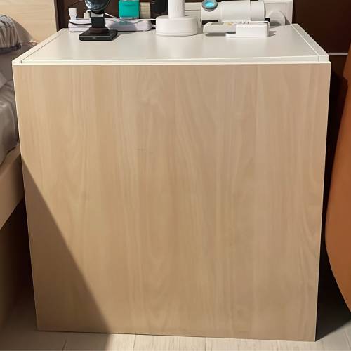 木床頭櫃 Bedside Cabinet