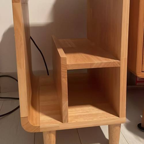 原木床頭櫃 Wooden Bedside Cabinet