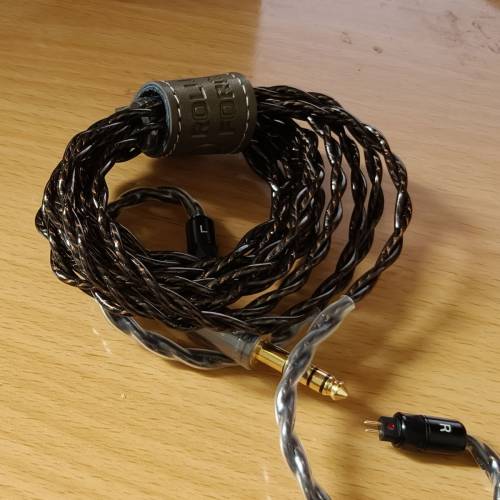 Rolling Force Olive Versa 4.4mm 耳機升級線