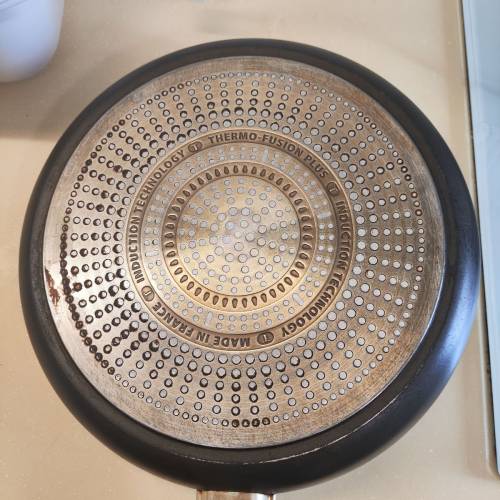 Tefal 28cm 易潔鑊 不粘鍋 ( non stick pan cooking cookware )
