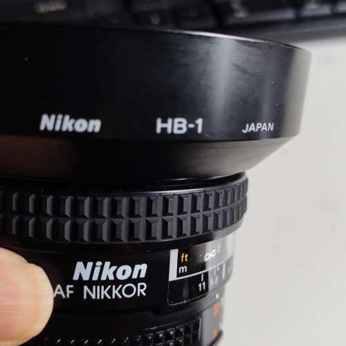 SELL almost brand NIKKOR AF 20MM 2.8 included the original lens hood HB-1=$1000