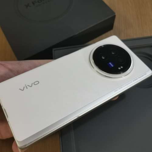 【✨抵玩📷ZEISS 蔡司 T* 全50MP三鏡頭 8 Gen 2】vivo X Fold 3 *壞內屏*