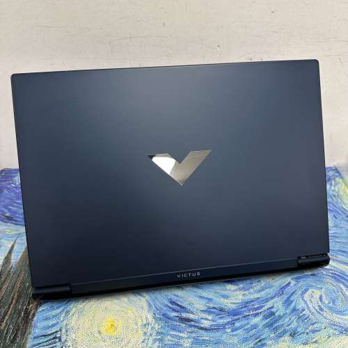 (RTX 4050獨顯頂級電競)HP 15.6吋Mon 頂級電競Victus/i7-13700H/ 4,8,16,32GB Ram/...