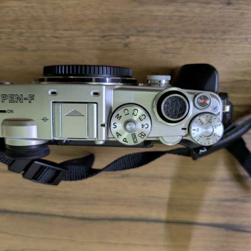 PEN-F olympus pen