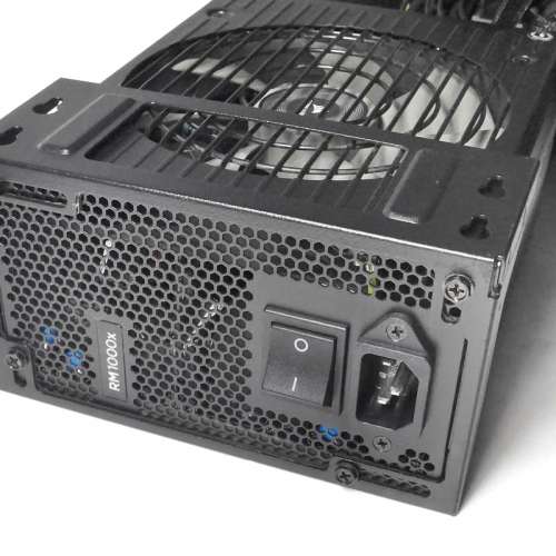 無盒齊線極新無塵Corsair RM1000e Fully Modular 80 Plus Gold Low-Noise ATX PSU