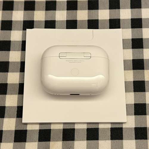 Apple AirPods Pro 2 Type C 充電盒 行貨 95%新 非常新淨和少用 只係充電盒外殼有使...