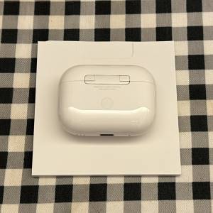 Apple AirPods Pro 2 Type C 充電盒 行貨 95%新 非常新淨和少用 只係充電盒外殼有使...