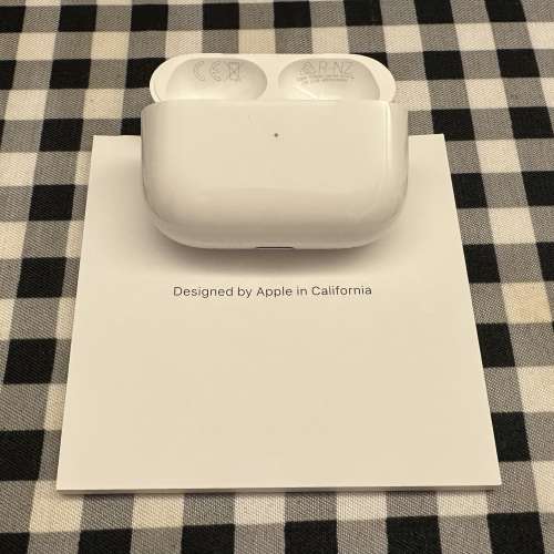 Apple AirPods Pro 2 Type C 充電盒 行貨 95%新 非常新淨和少用 只係充電盒外殼有使...