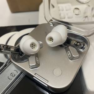 99%New Nothing Ear 3 B173 White