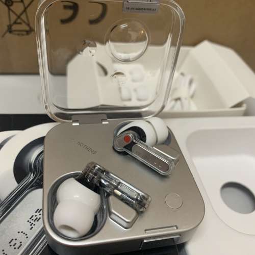 99%New Nothing Ear 3 B173 White