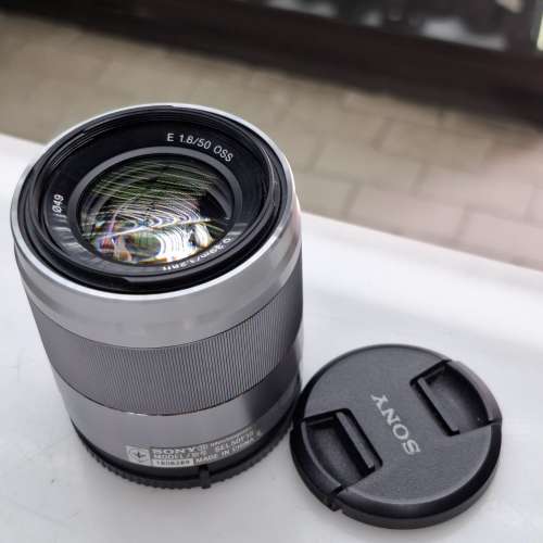SONY SEL 50MM F1.8 OSS