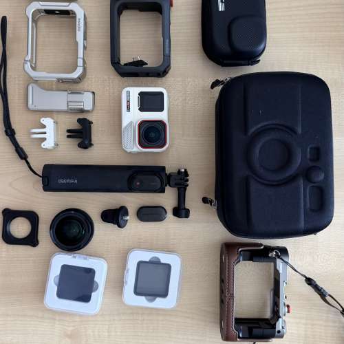 Insta360 Ace Pro 2 運動攝影機 (白色）連原廠配件