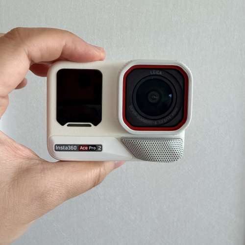 Insta360 Ace Pro 2 運動攝影機 (白色）連原廠配件